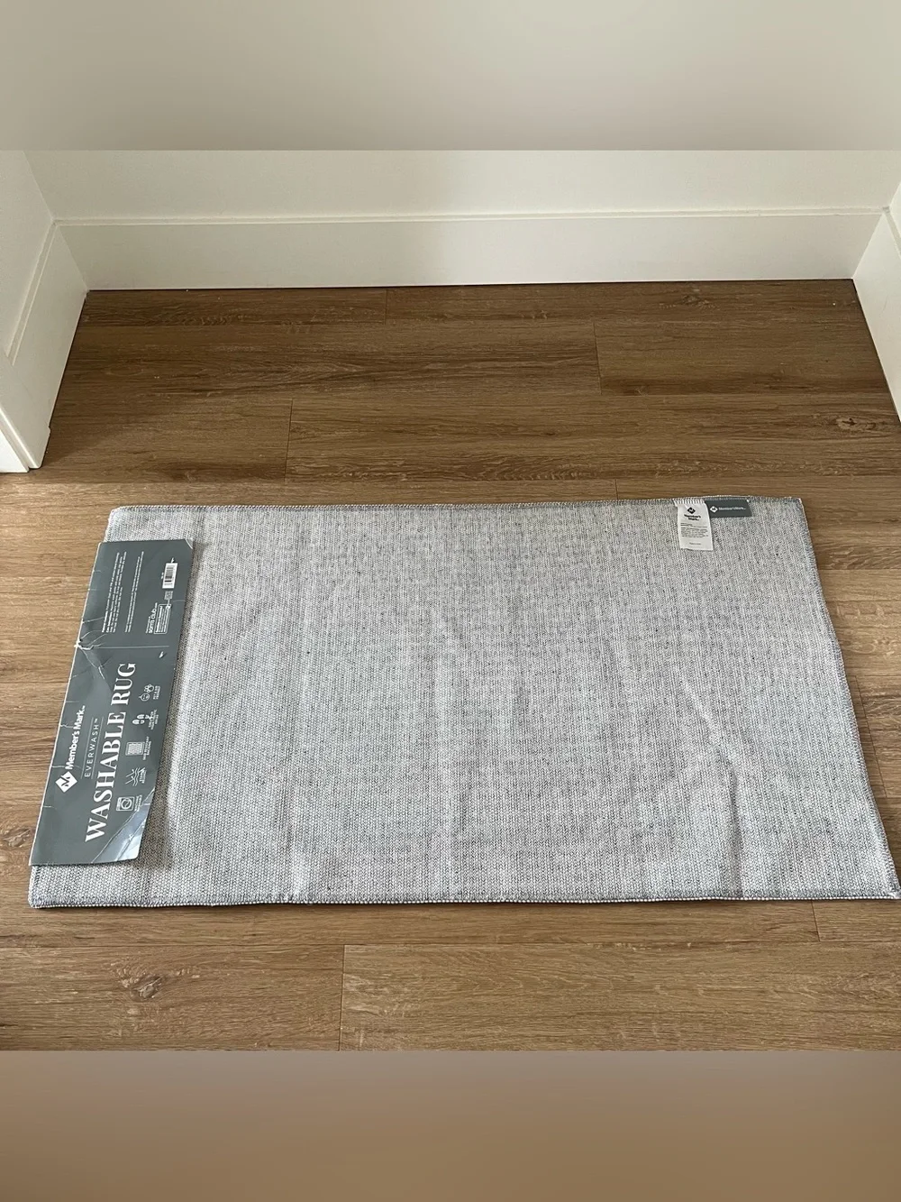NWT Member's Mark Everwash Washable Accent Rug, 2'x 3'7